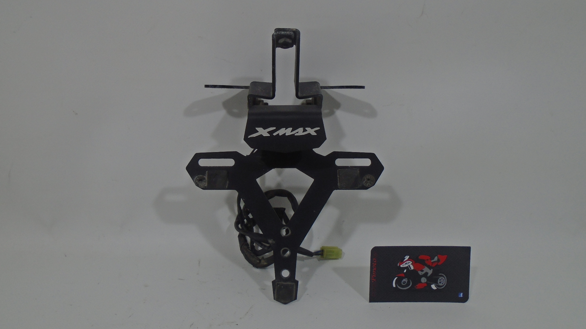 PORTA MATRICULAS NO ORIGINAL YAMAHA X-MAX 400 13/17